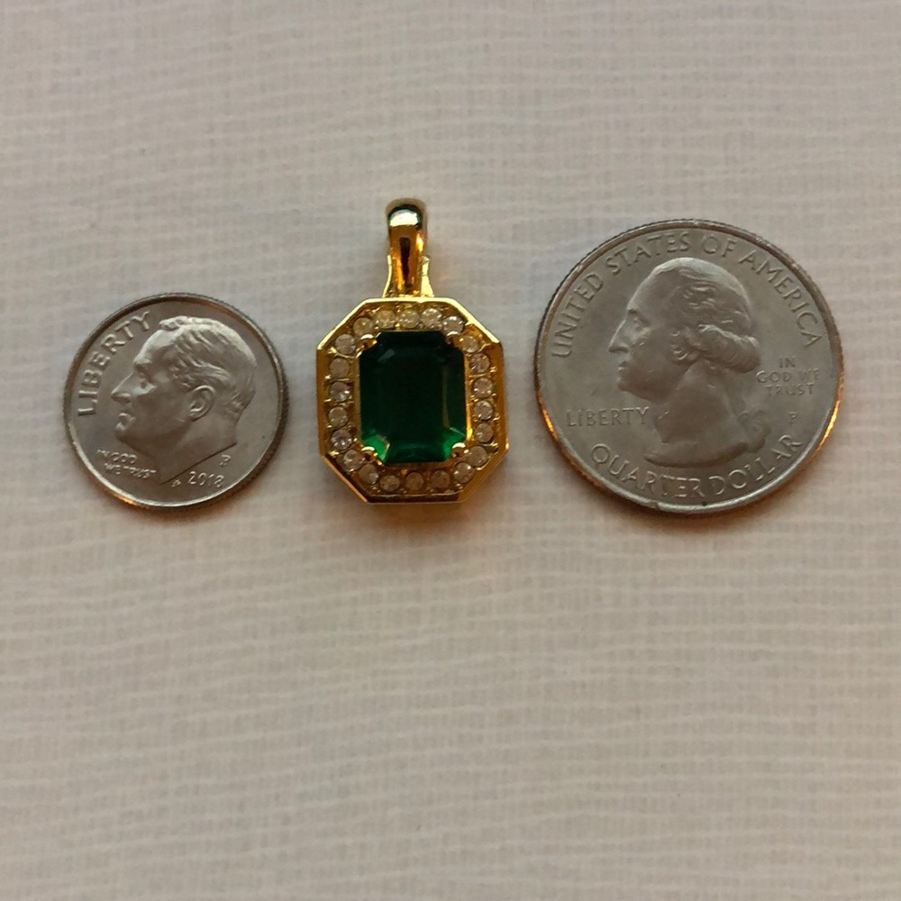 EMERALD PENDANT - Picture 7 of 7